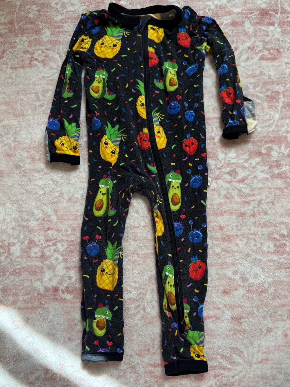 SoulBaby Hey Bear Dancing Fruits 0-3 Months Bamboo Pajamas One Piece Zip Up
